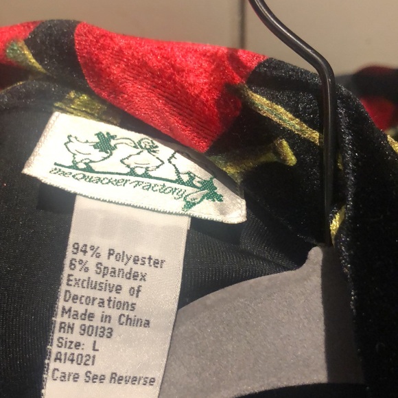 Vintage Quaker factory velvet top w cherries and sparkle with rhinestones. L. - Picture 5 of 6